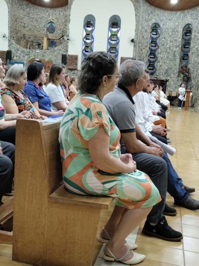 Encerramento das Novenas de Nossa Senhora Aparecida reúne centenas de devotos em Laranjeiras do Sul